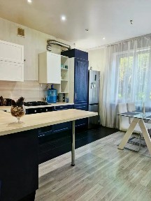 Продается 2-комн. квартира, 80 м²