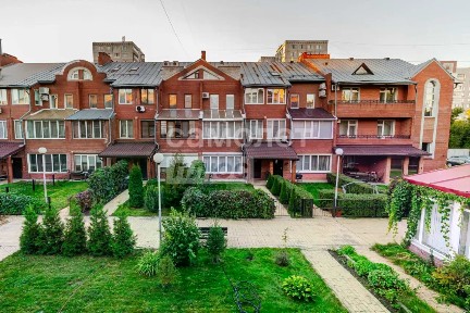 Продается 3-этажный таунхаус, 285 м²