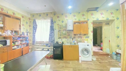 Продается 1-комн. квартира, 98,7 м²