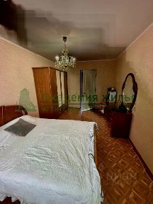 Продается 4-комн. квартира, 100 м²