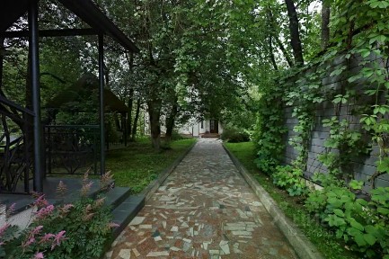 Продается 3-этажный коттедж, 500 м²