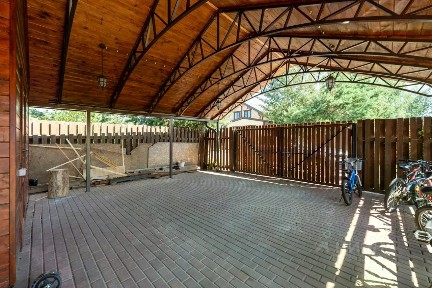Продается 2-этажный дом, 100 м²