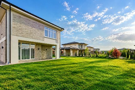 Продается 2-этажный дом, 214 м²