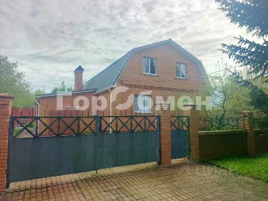 Продается 2-этажный дом, 310 м²