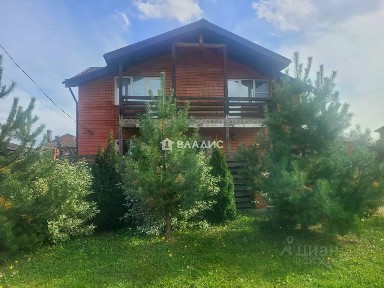 Продается 2-этажный дом, 188 м²