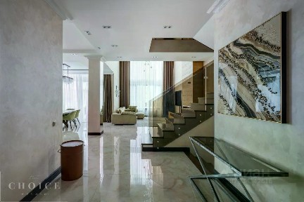 Продается 3-этажный дом, 410 м²
