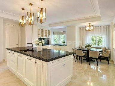 Продается дом, 1 300 м²