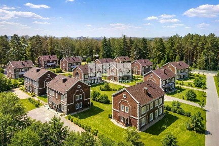 Продается 3-этажный дом, 130 м²