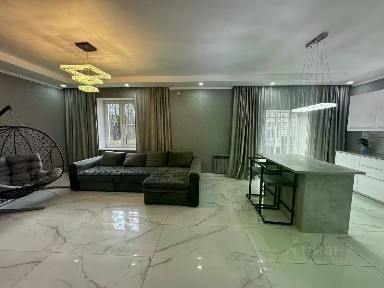 Продается 3-этажный коттедж, 210 м²