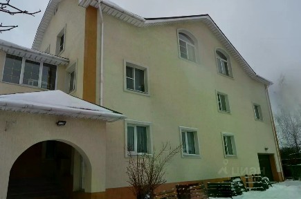 Продается 3-этажный коттедж, 602 м²