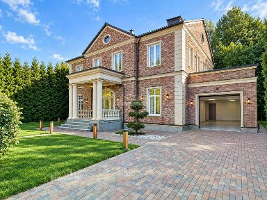 Продается 2-этажный дом, 439,5 м²