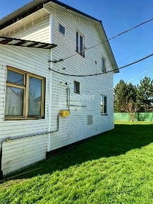 Продается 2-этажный дом, 160 м²