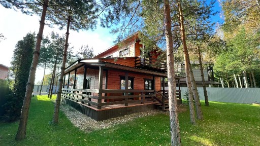 Сдается 2-этажный дом, 150 м²