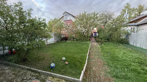 Продается 1/3 часть 3-этажного дома, 55 м²
