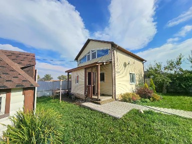 Продается 2-этажный дом, 72,4 м²