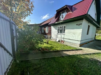Продается 2-этажный дом, 145 м²