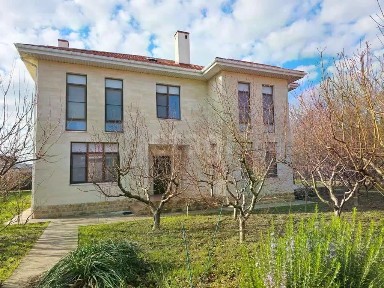 Продается 2-этажный дом, 245,8 м²