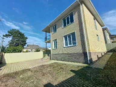 Продается 2-этажный дом, 178 м²
