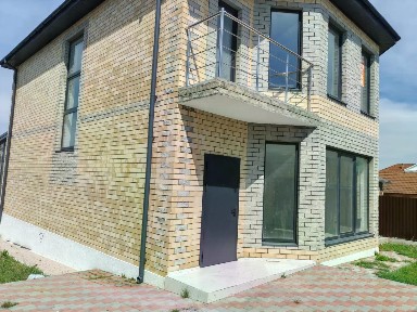 Продается дом, 179,9 м²