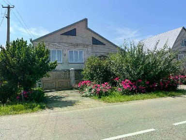 Продается 2-этажный дом, 218 м²