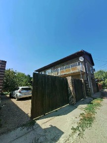 Продается 2-этажный дом, 120 м²