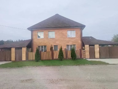 Продается 2-этажный коттедж, 214 м²