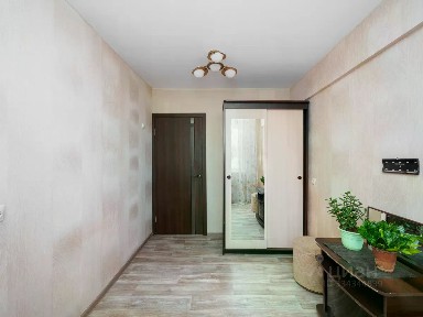 Продается 4-комн. квартира, 58,1 м²