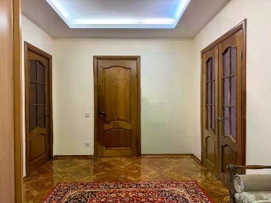 Продается 3-комн. квартира, 95,2 м²