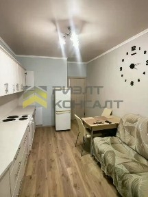 Продается 1-комн. квартира, 42 м²