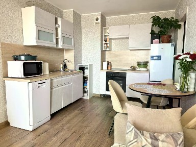 Продается 2-комн. квартира, 57,3 м²