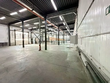 Сдается склад, 2 440 м²