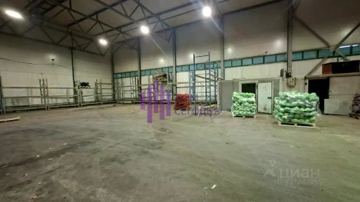 Сдается склад, 1 000 м²