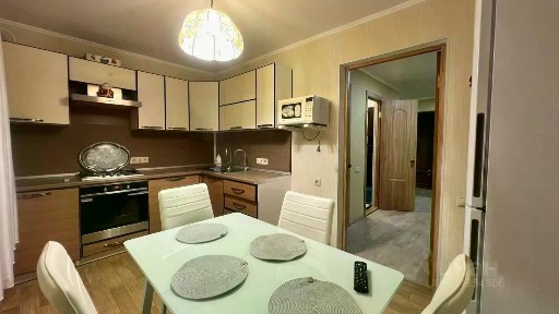 Сдается 2-комн. квартира, 76 м²