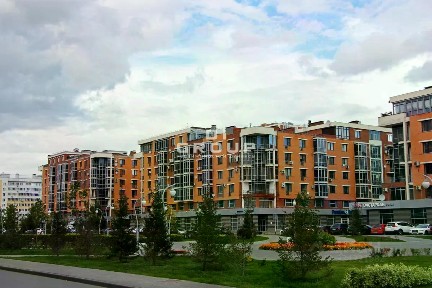 Сдается 2-комн. квартира, 77 м²