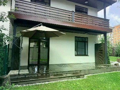 Сдается 1/4 часть 3-этажного дома, 70 м²