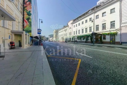 Москва, ЦАО, р-н Хамовники, ул. Остоженка, 10