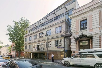Продается здание, 4 243 м²