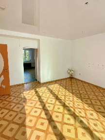 Продается 3-комн. квартира, 82 м²
