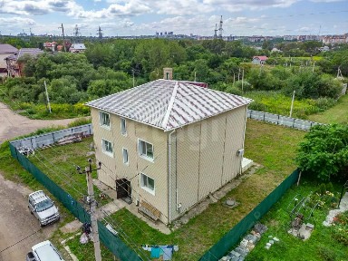 Продается 3-этажный дом, 232,7 м²