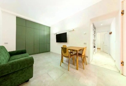 Продается 1-комн. квартира, 42 м²