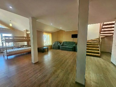 Продается 2-комн. квартира, 115 м²