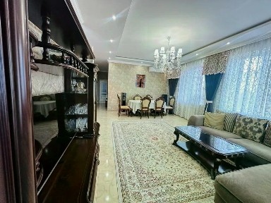 Продается 2-комн. квартира, 105 м²