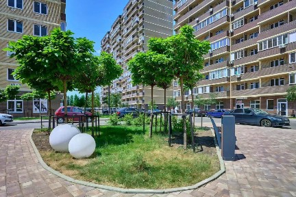 Краснодарский край, Краснодар, Прикубанский, ул. Летчика Позднякова, 2к13