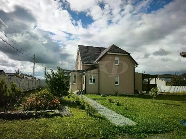 Продается 2-этажный дом, 143 м²