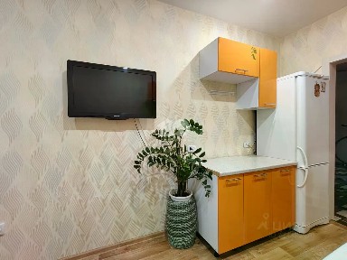Продается 1-комн. квартира, 42 м²
