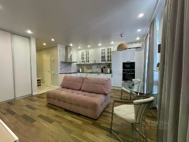 Продается 2-комн. квартира, 58 м²