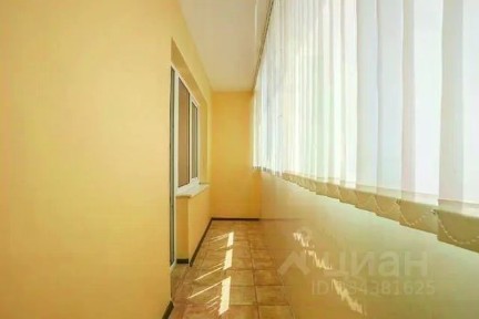 Продается 2-комн. квартира, 65 м²
