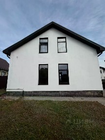 Сдается 2-этажный коттедж, 200 м²