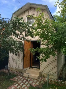 Продается 2-этажный дом, 210 м²
