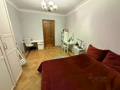 Продается 4-комн. квартира, 116 м²